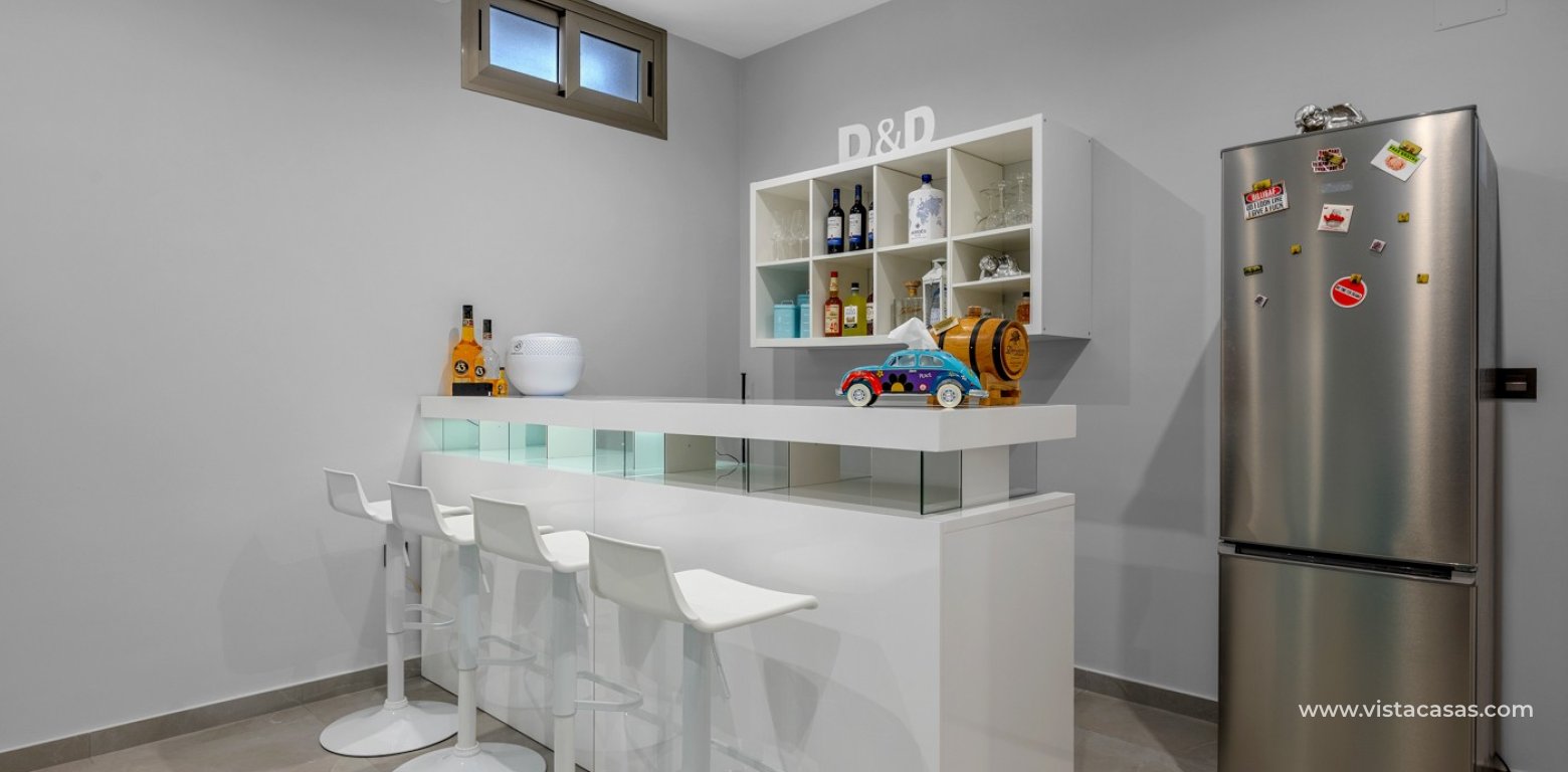 Sale - Villa - Villamartin