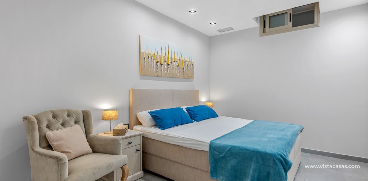 Sale - Villa - Villamartin