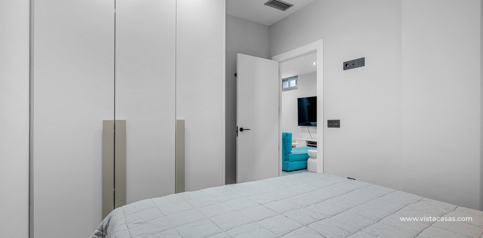 Sale - Villa - Villamartin
