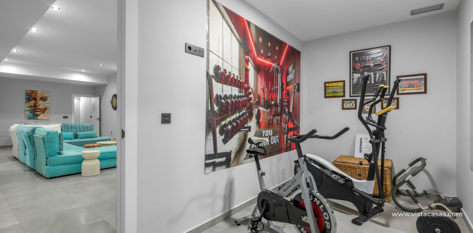 Sale - Villa - Villamartin