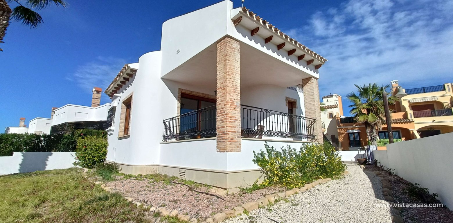 Sale - Villa - Algorfa - La Finca Golf Resort