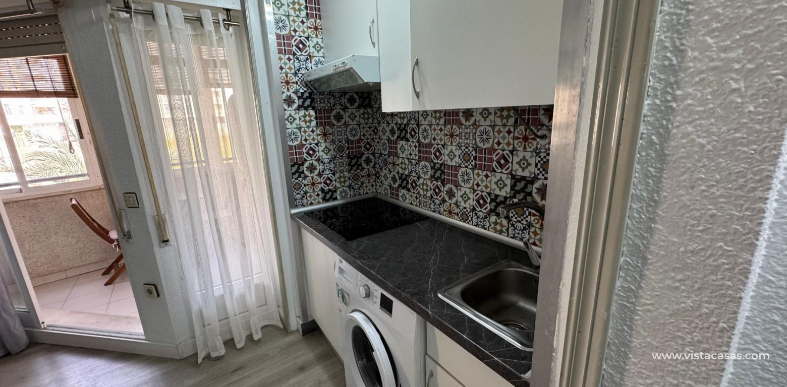 Resale - Apartment - Torrevieja - Playa de Los Locos-Curva del Palangre