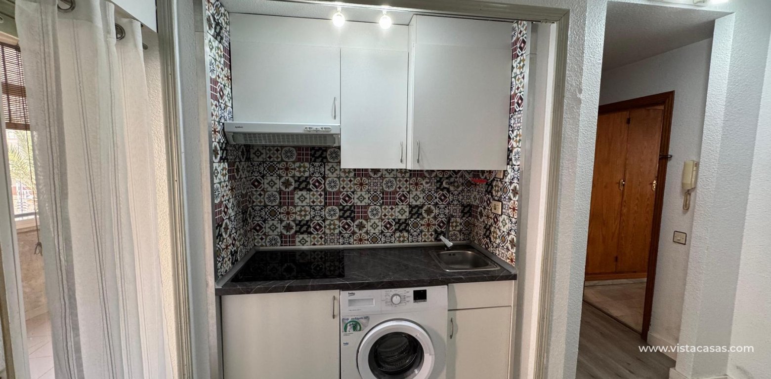 Resale - Apartment - Torrevieja - Playa de Los Locos-Curva del Palangre