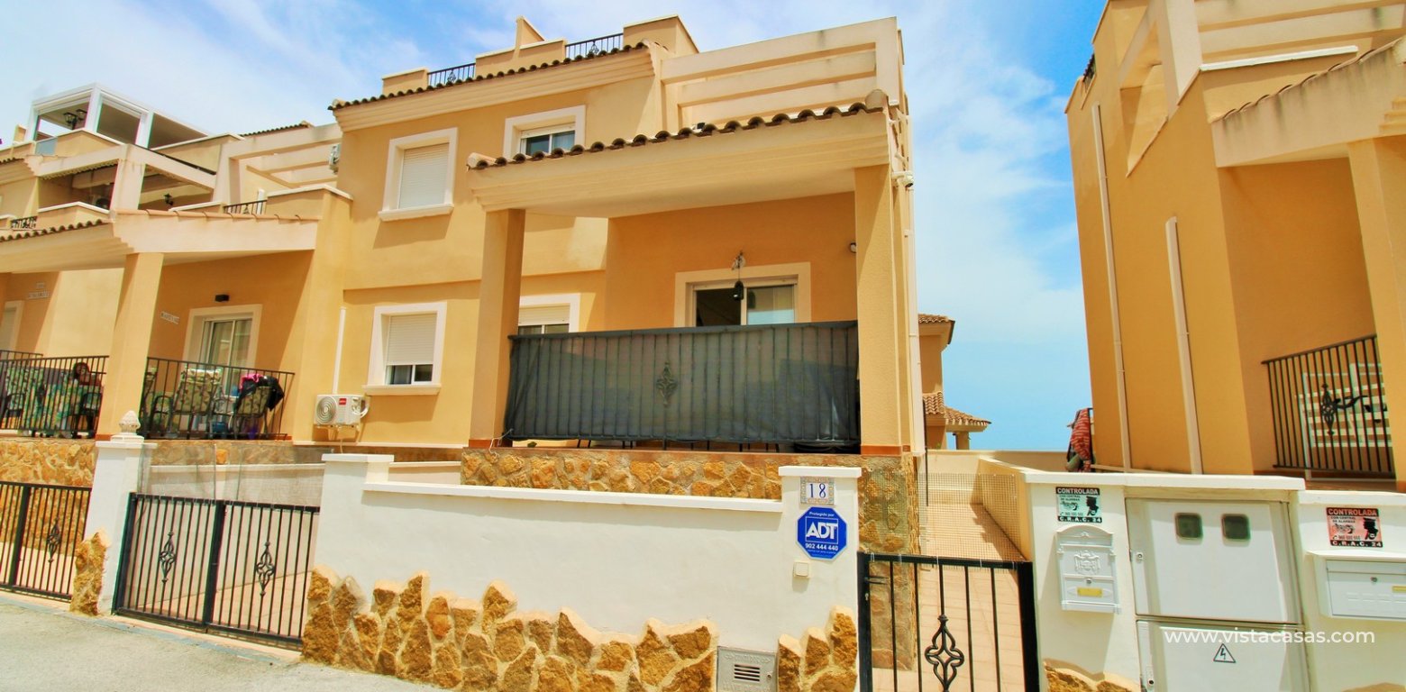 3 Bed Villa For Sale in Paola IV San Miguel de Salinas