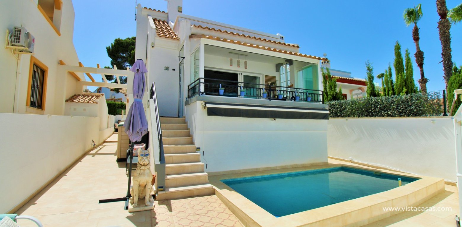 Renovated 3 Bed Villa Near Villamartin Plaza