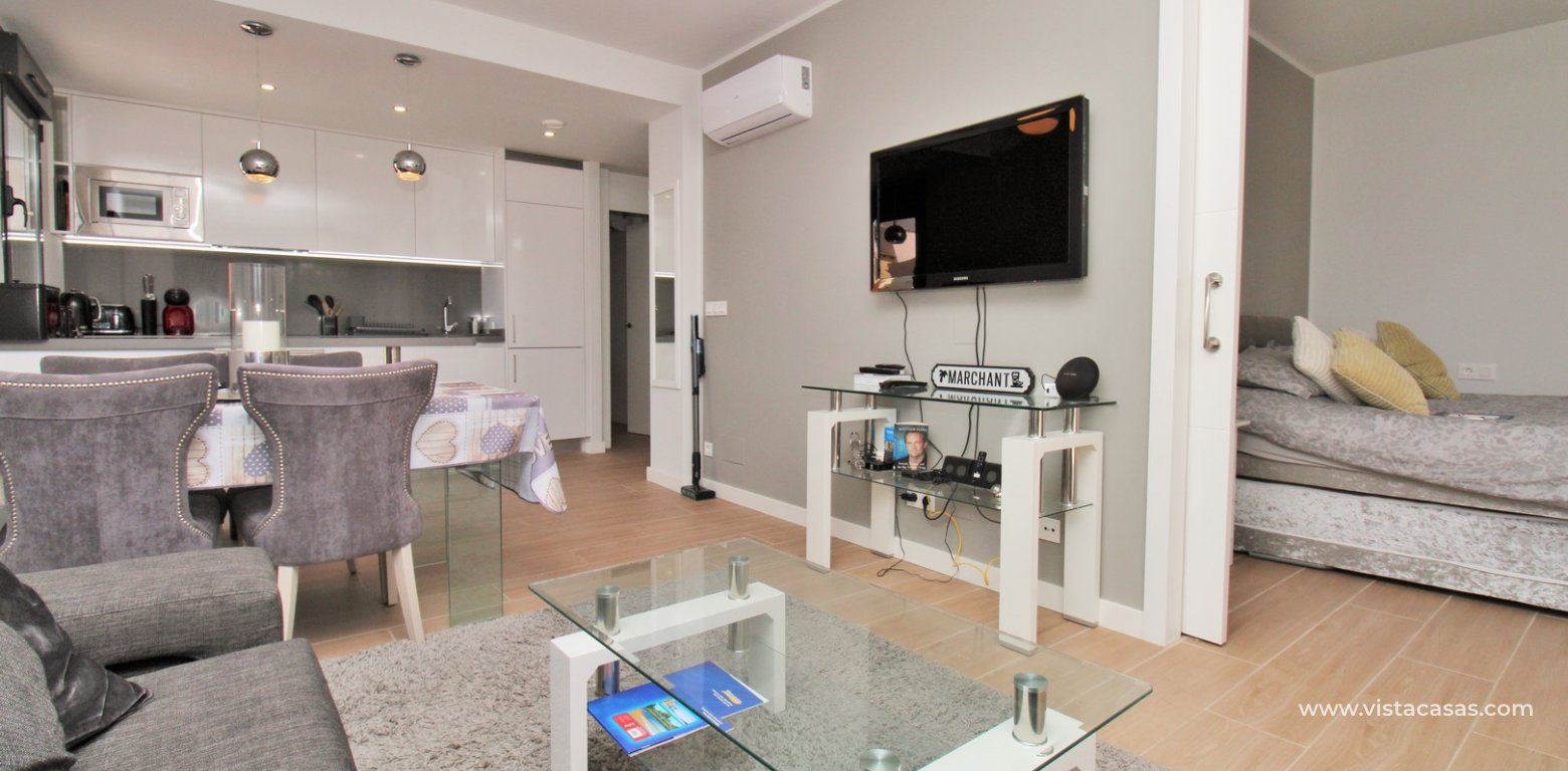 Modern 2 Bed Apartment For Sale in Palapa Golf Villamartin lounge 2