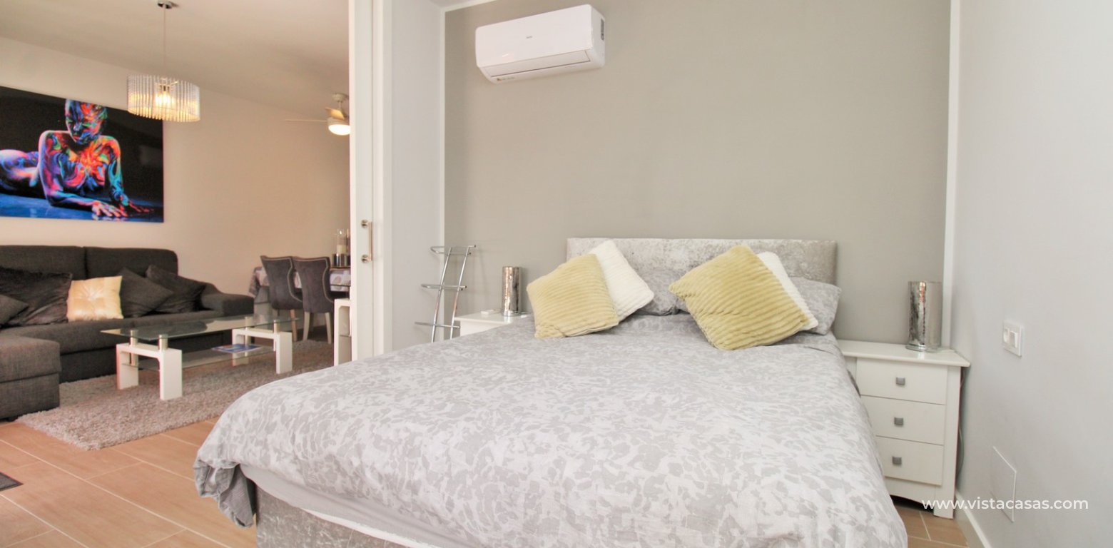 Modern 2 Bed Apartment For Sale in Palapa Golf Villamartin double bedroom