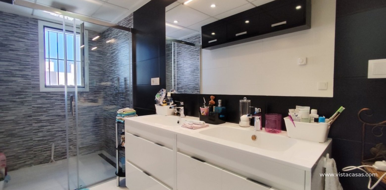 Resale - Townhouse - Torrevieja