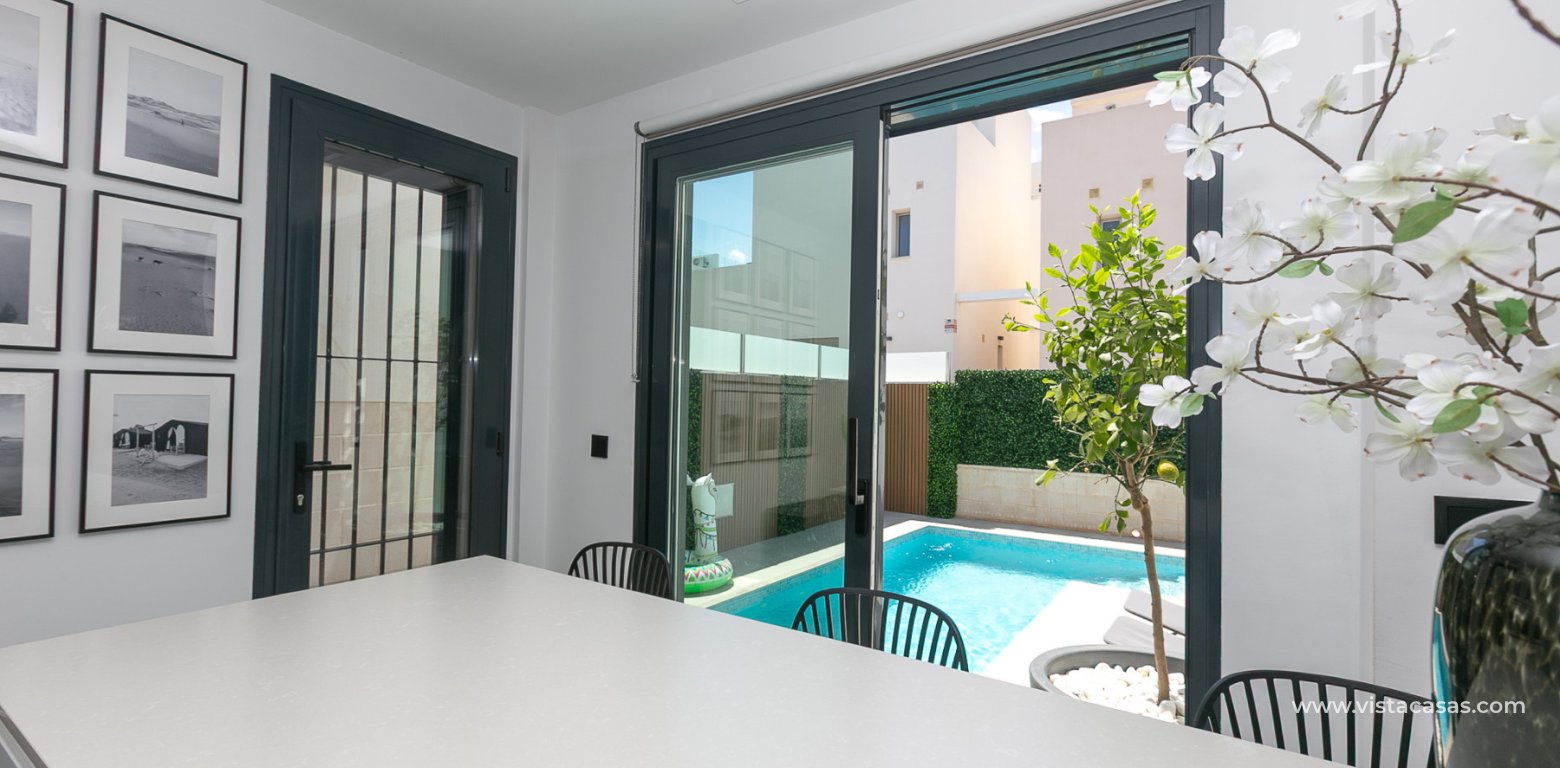 Sale - Villa - Villamartin