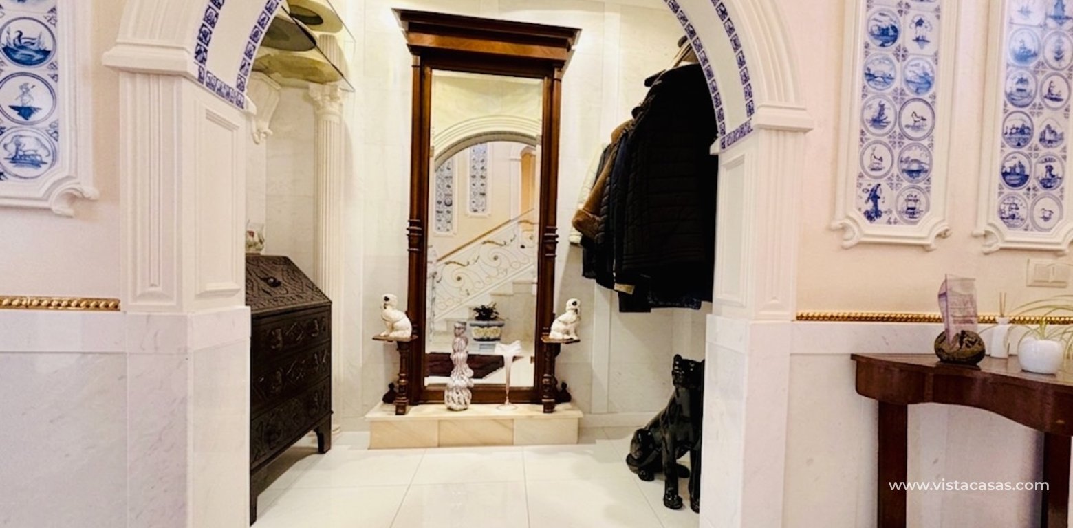 Sale - Villa - La Marina