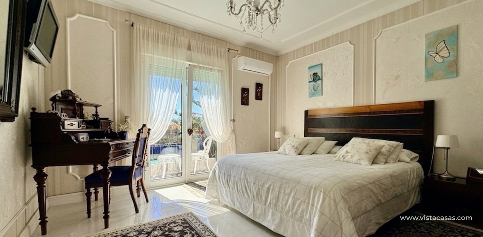 Sale - Villa - La Marina