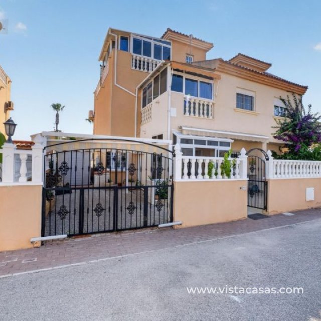 Townhouse - Sale - Torrevieja - Baños de Europa /Club Salino