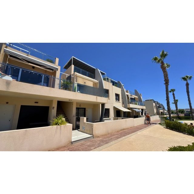 Wohnung - Sale - Pilar de la Horadada - Torre de la Horadada