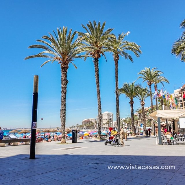 Appartement - Vente - TORREVIEJA - Torrevieja
