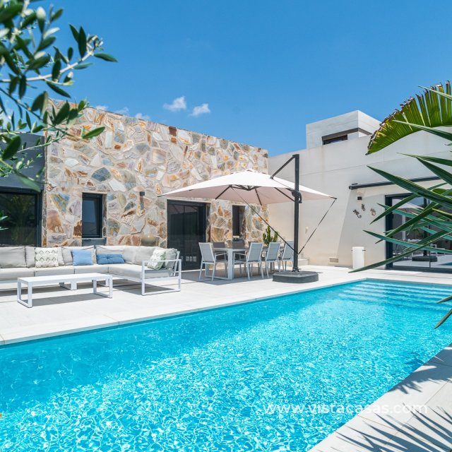 Villa - Sale - Algorfa - La Finca Golf Resort