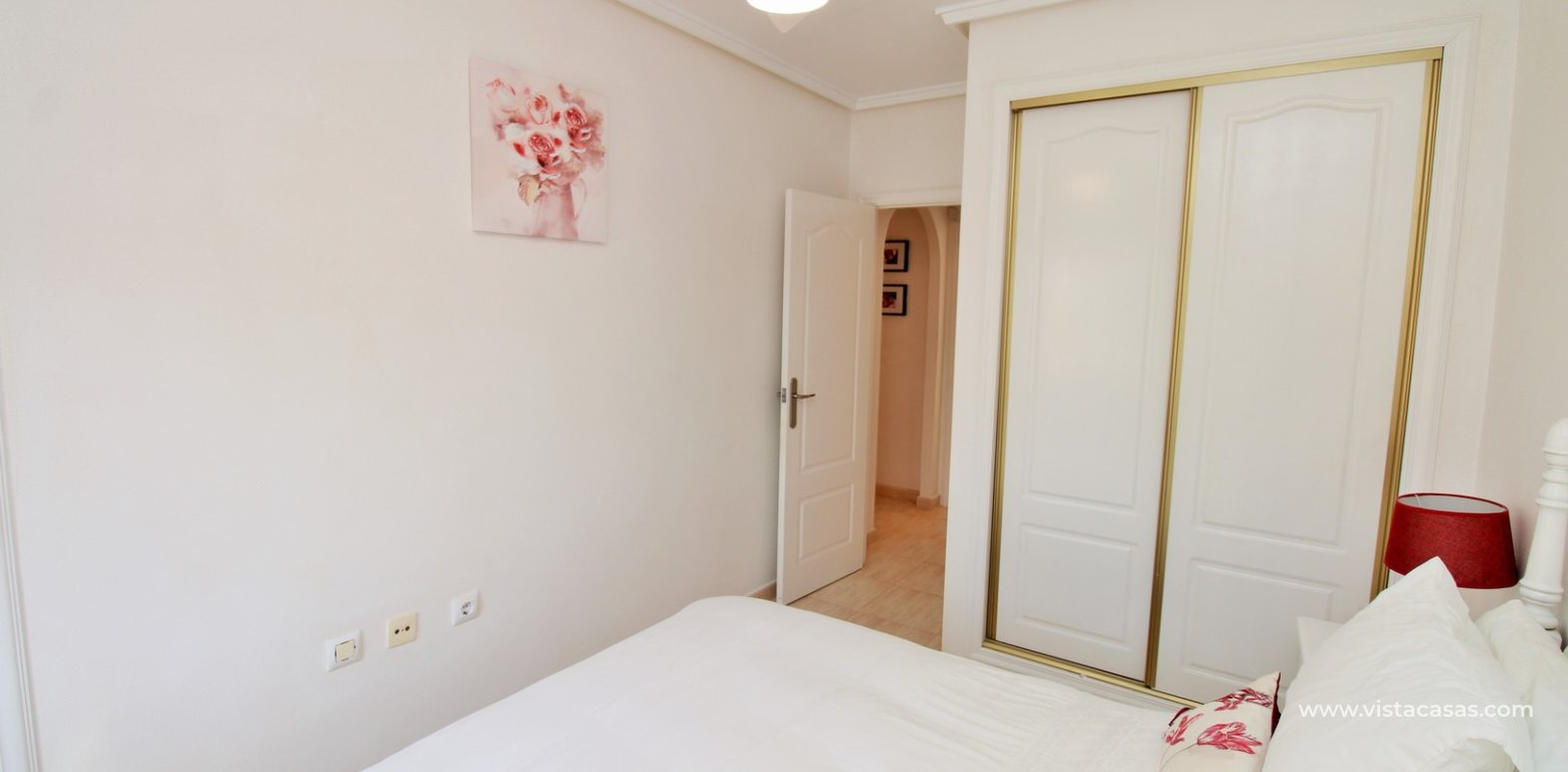 South-East Quad House Opposite Pool in Villamartin Inspiración 2 Pau 8 master bedroom fitted wardrobes