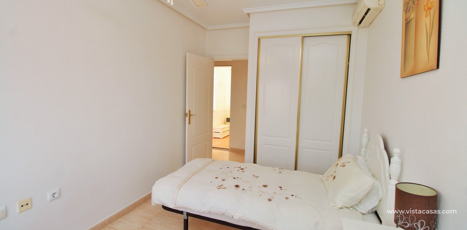 South-East Quad House Opposite Pool in Villamartin Inspiración 2 Pau 8 double bedroom fitted wardrobes