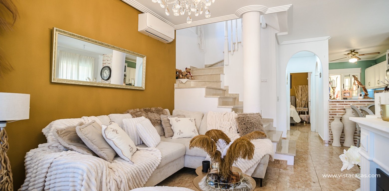 Sale - Villa - El Raso