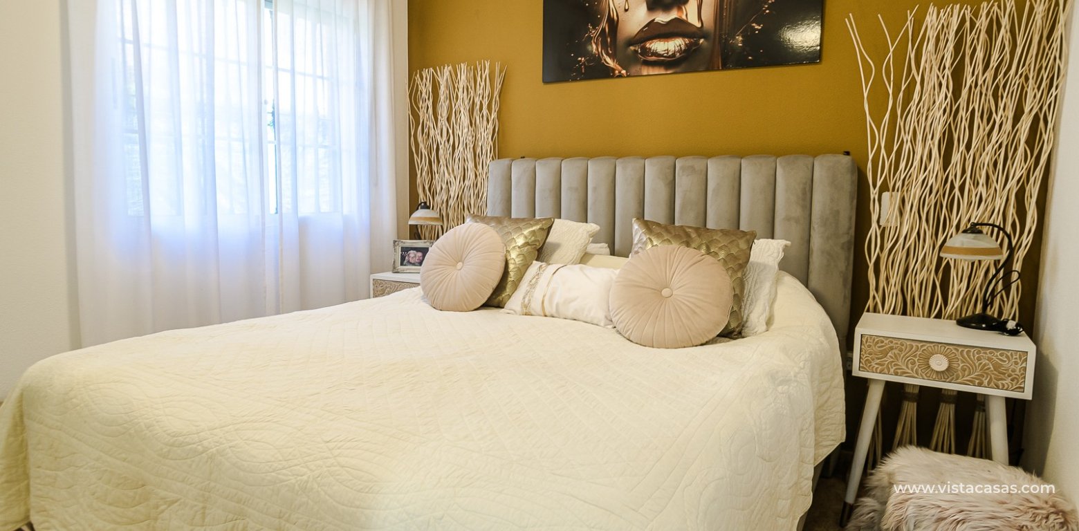 Sale - Villa - El Raso