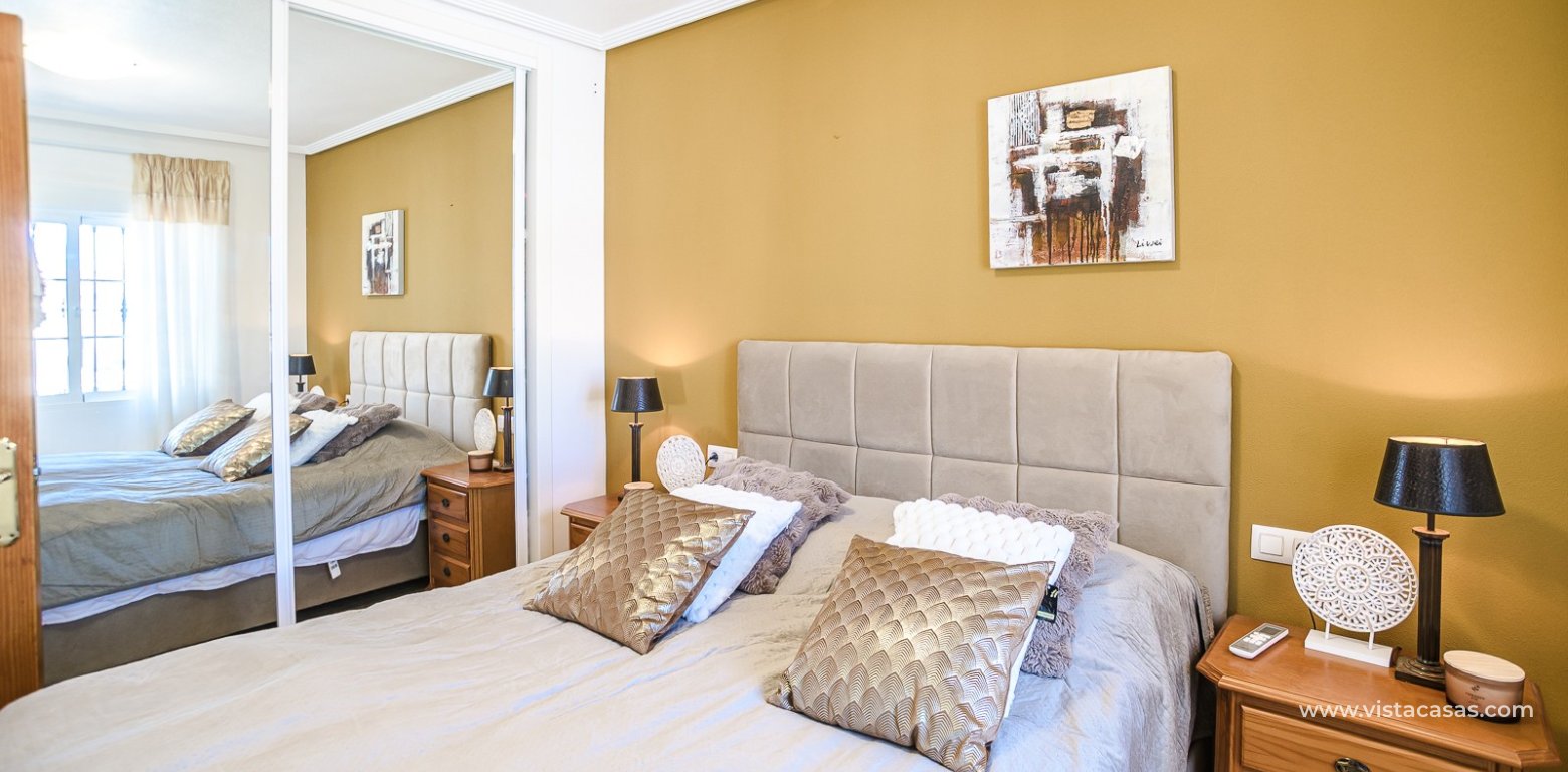 Sale - Villa - El Raso