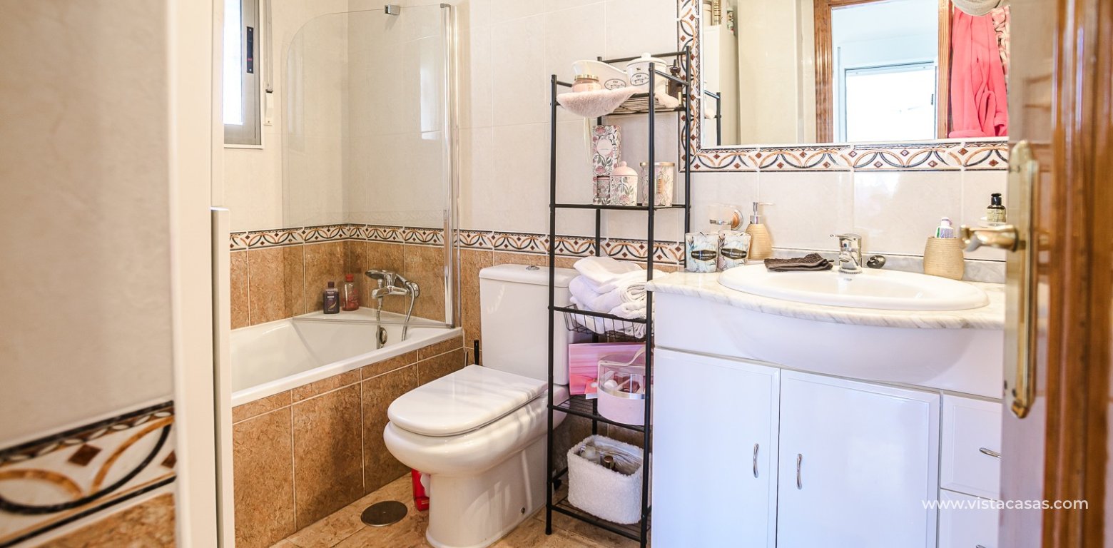 Sale - Villa - El Raso