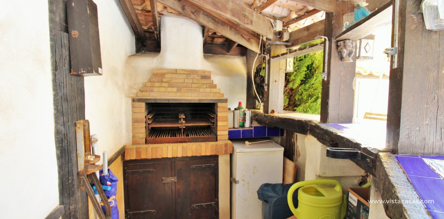 Semi-Detached Townhouse For Sale in Flamingo Hills 2 Playa Flamenca bbq