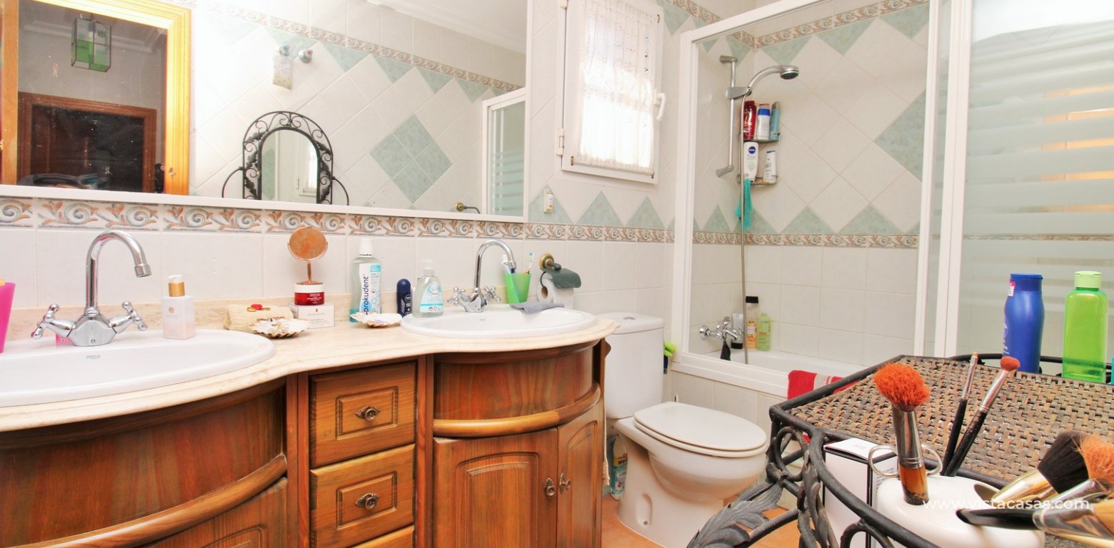 Semi-Detached Townhouse For Sale in Flamingo Hills 2 Playa Flamenca bathroom