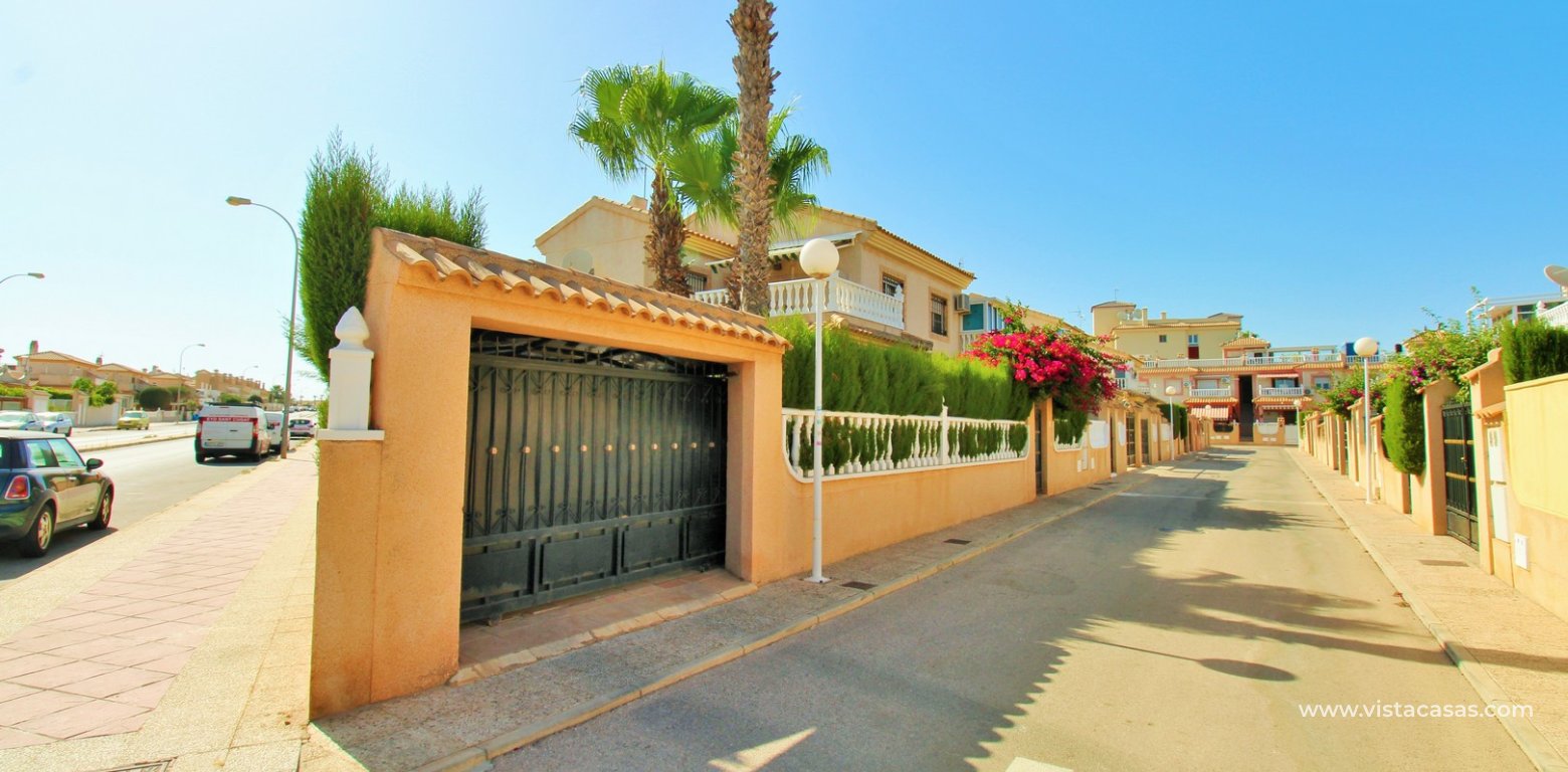 Semi-Detached Townhouse For Sale in Flamingo Hills 2 Playa Flamenca exterior