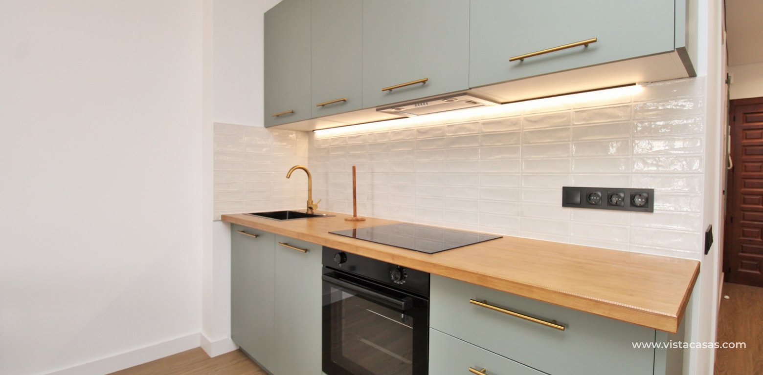 Fully Renovated Apartment 150m from Playa del Puerto For Sale Torre de la Horadada kitchen