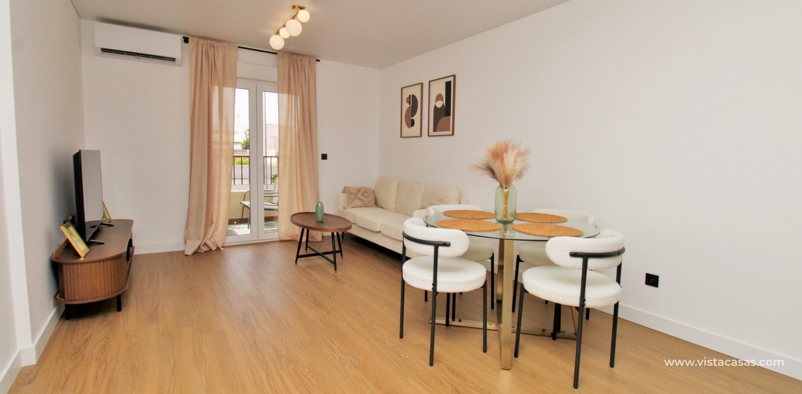 Fully Renovated Apartment 150m from Playa del Puerto For Sale Torre de la Horadada lounge