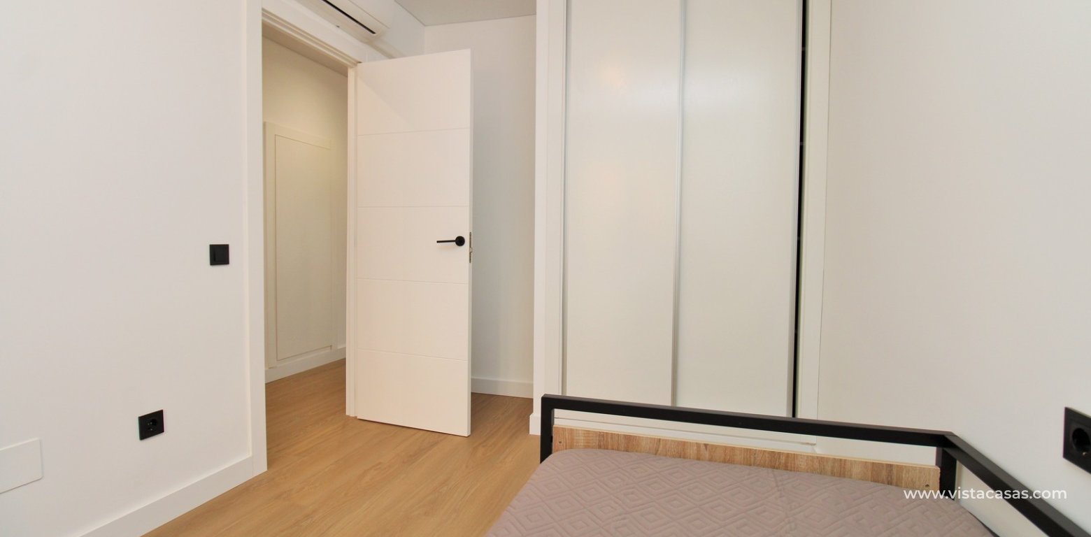 Fully Renovated Apartment 150m from Playa del Puerto For Sale Torre de la Horadada twin bedroom fitted wardrobes