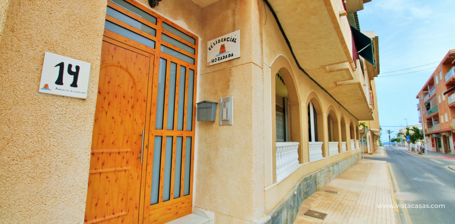 Fully Renovated Apartment 150m from Playa del Puerto For Sale Torre de la Horadada gated community