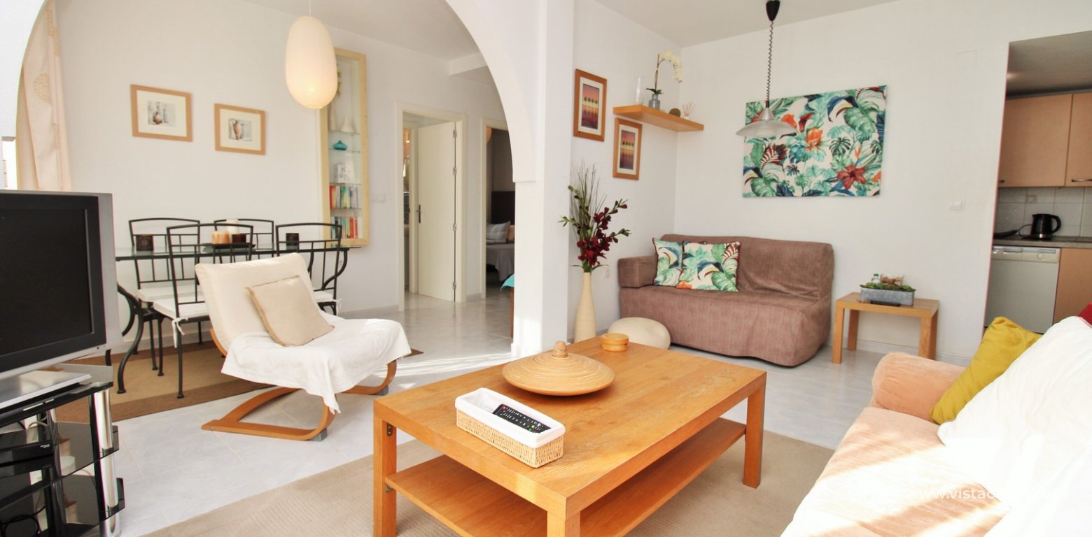 2 Bed Apartment with Solarium For Sale in Panorama Golf Villamartin lounge