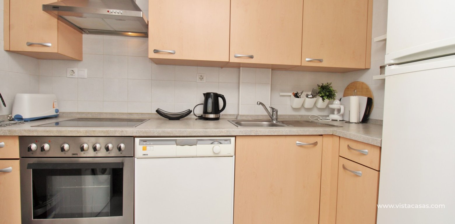 2 Bed Apartment with Solarium For Sale in Panorama Golf Villamartin kitchen