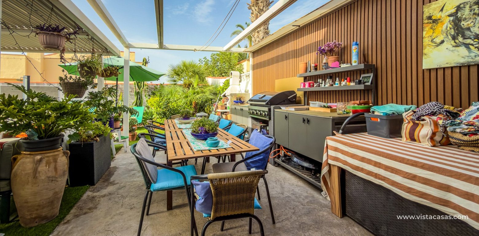 Sale - Villa - Torrevieja - Torretas