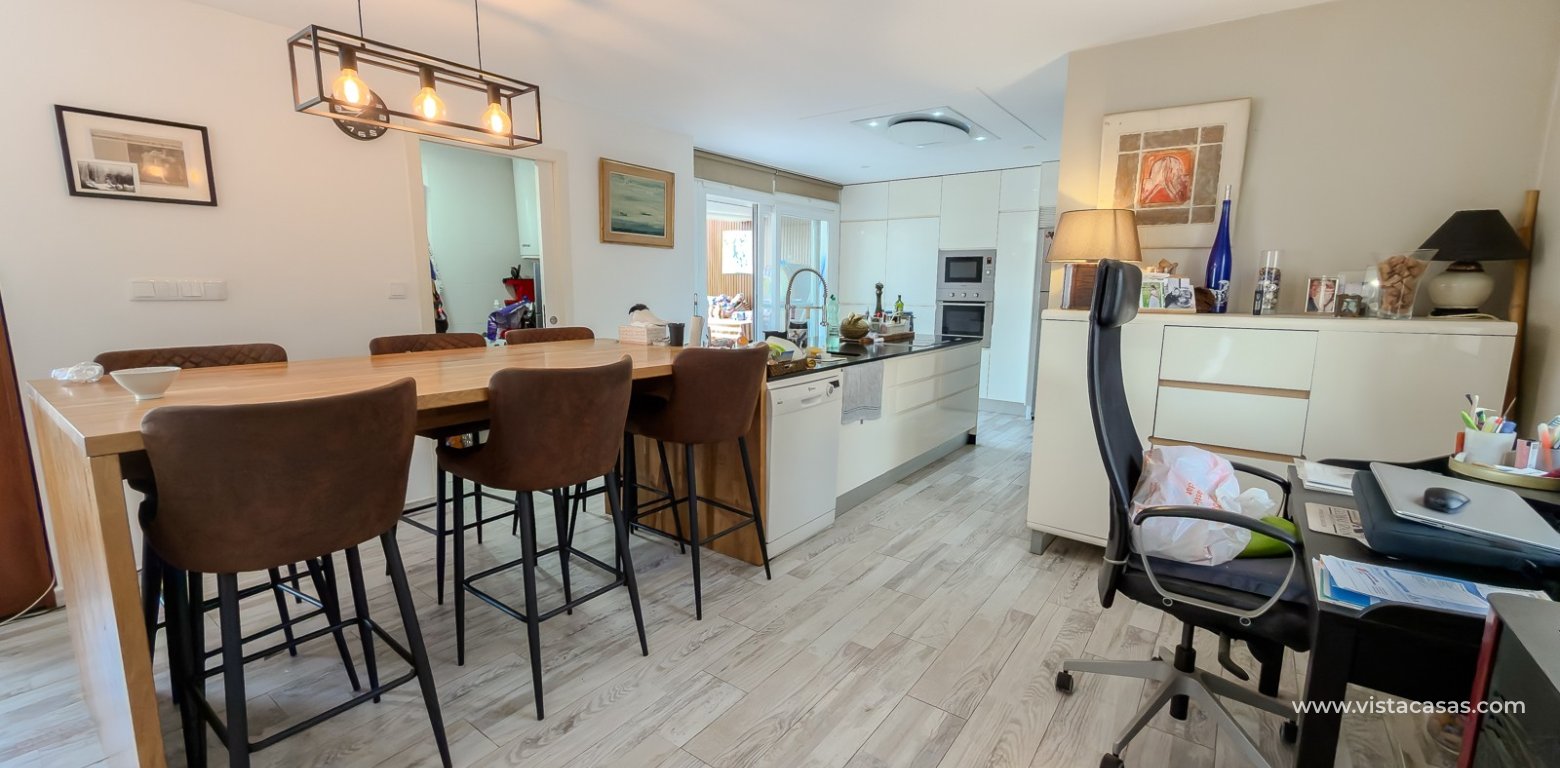 Sale - Villa - Torrevieja - Torretas