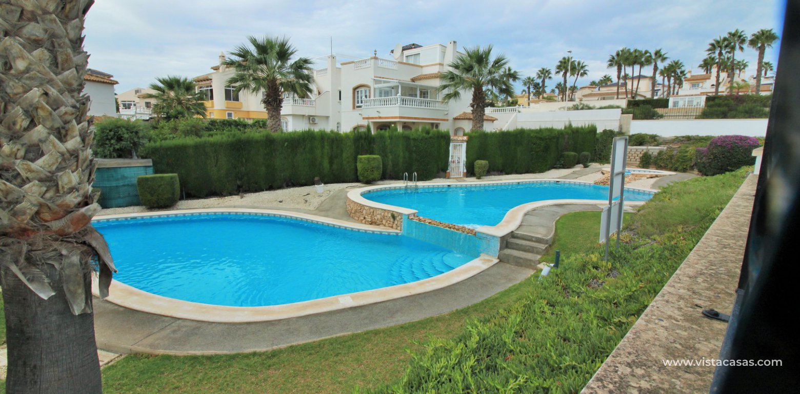Villa for sale in R8 Los Dolses overlooking pool 