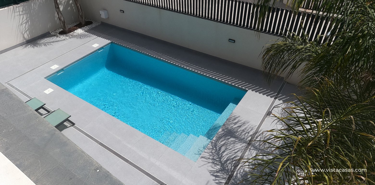 Sale - Villa - Algorfa - La Finca Golf Resort