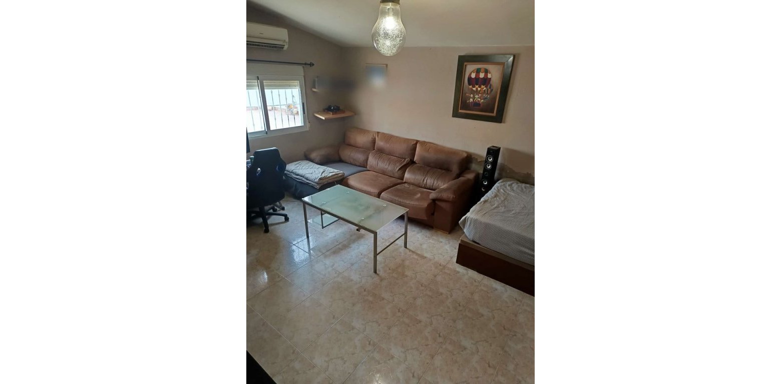 Wtórny - Villa - Cabo Roig