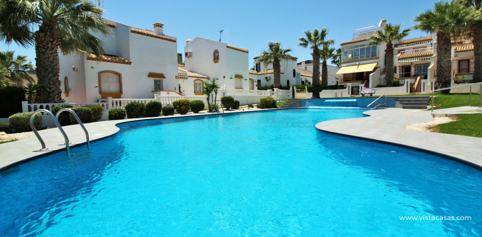 Lola bungalow for sale overlooking the pool in R12/13 Los Dolses swimming pool