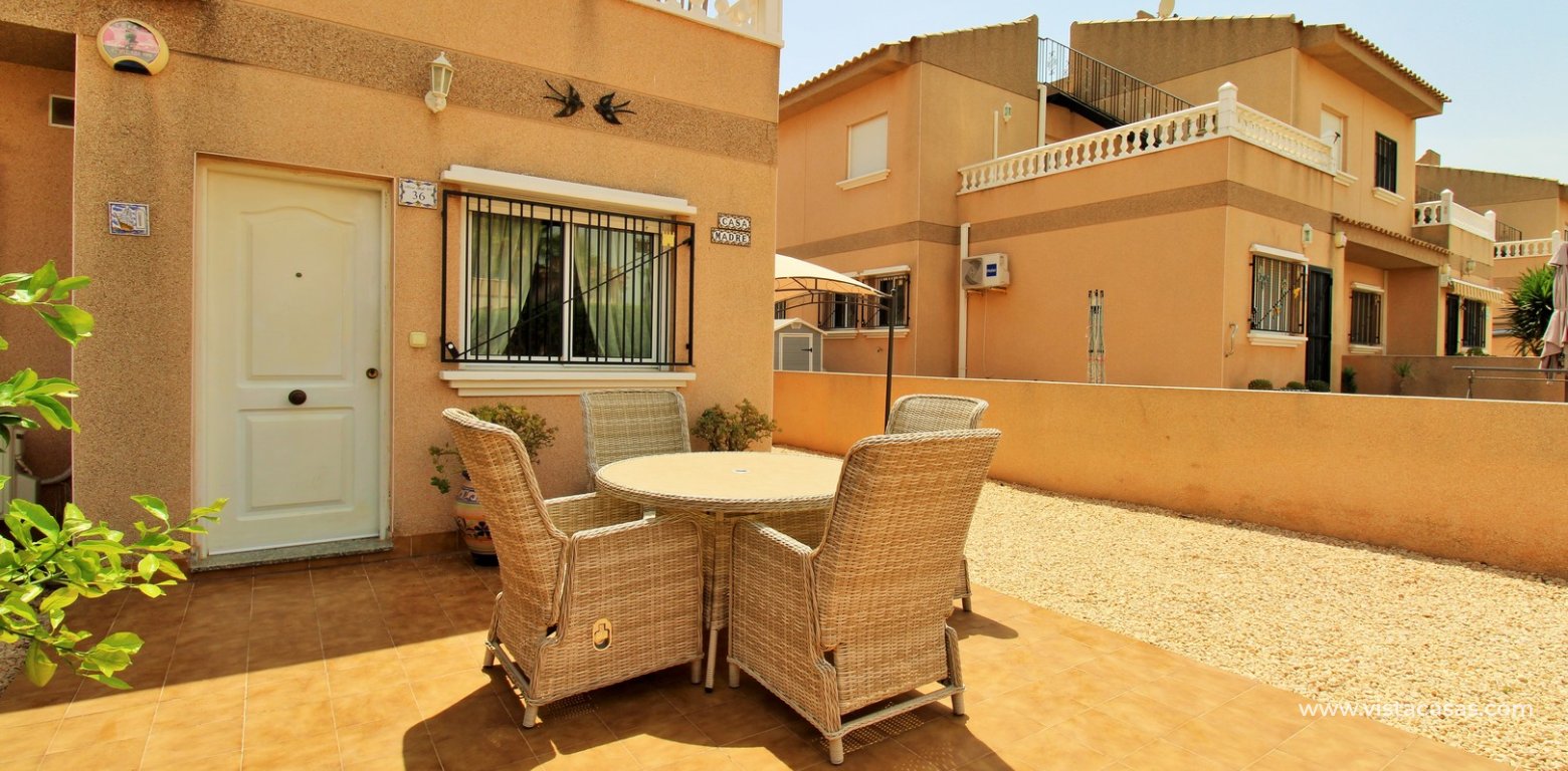 3 Bedroom Quad for Sale in Torregolf IV Pau 8 Villamartin garden