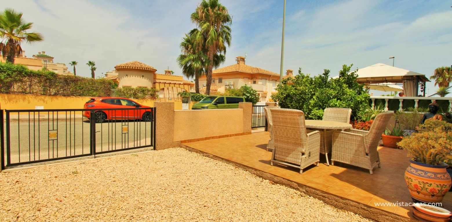 3 Bedroom Quad for Sale in Torregolf IV Pau 8 Villamartin driveway