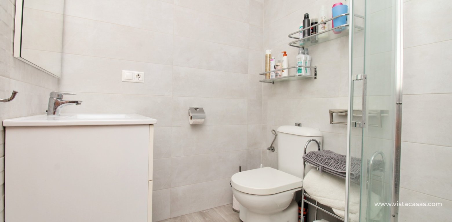 Renovated Penthouse in Las Violetas Villamartin en-suite