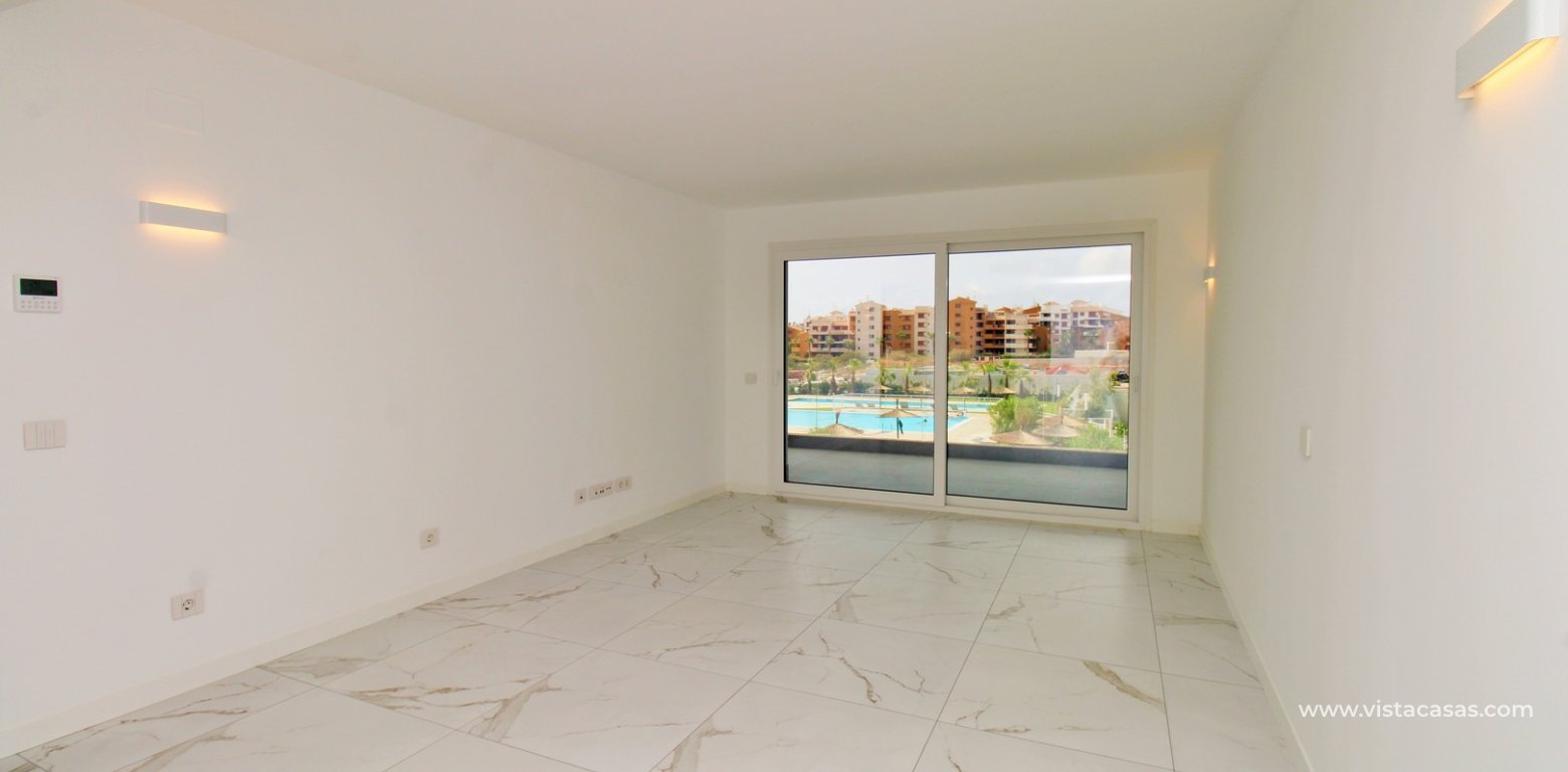 Resale 2 bedroom apartment for sale in Valonia Resort Punta Prima living area