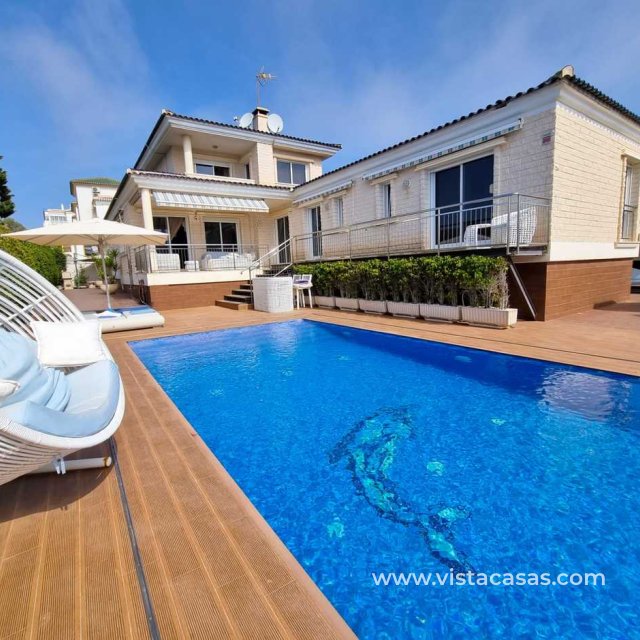 Villa - Sale - Torrevieja - La Mata