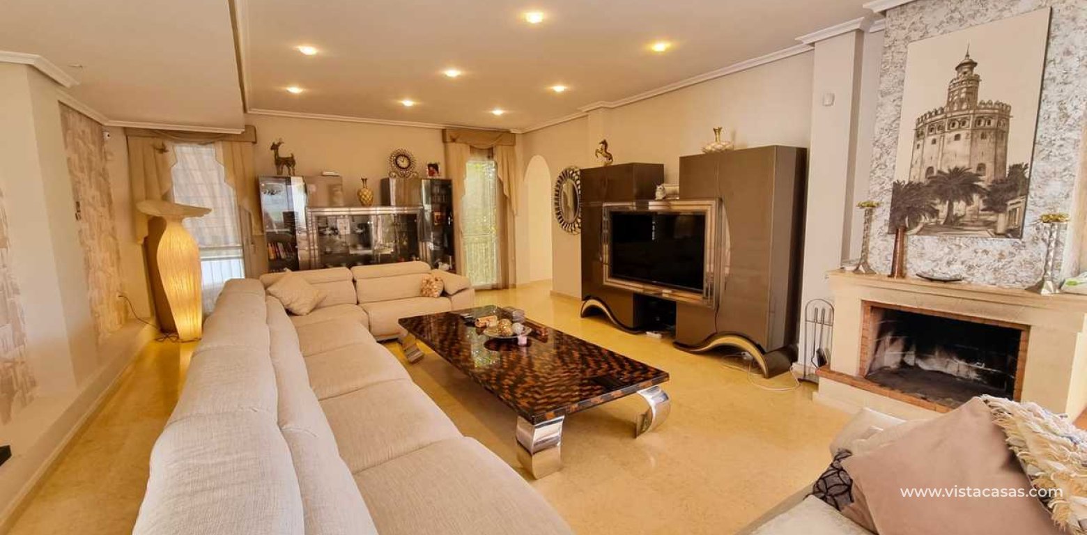 Sale - Villa - Torrevieja - La Mata