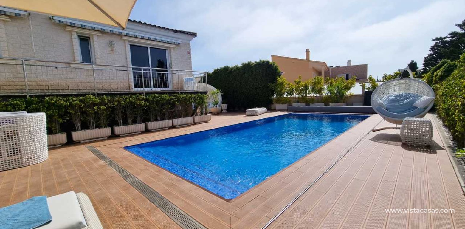 Sale - Villa - Torrevieja - La Mata