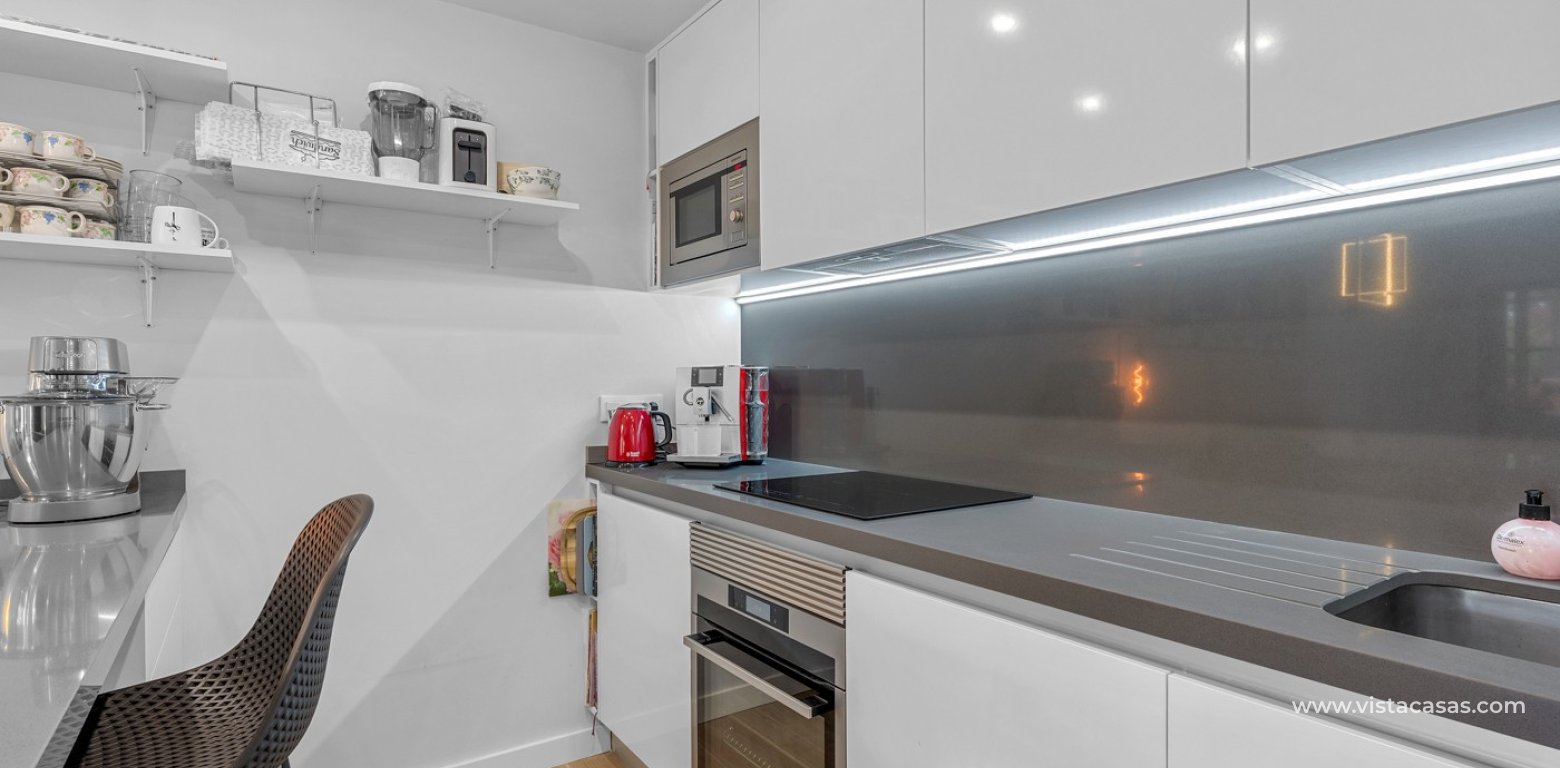 Resale - Apartment - Villamartin