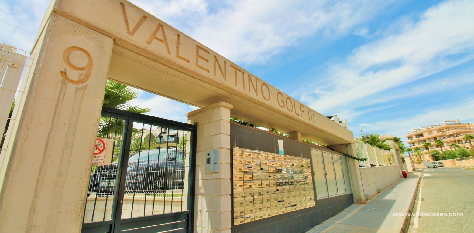 2 Bed Apartment For Sale in Valentino Golf III Villamartin gated community