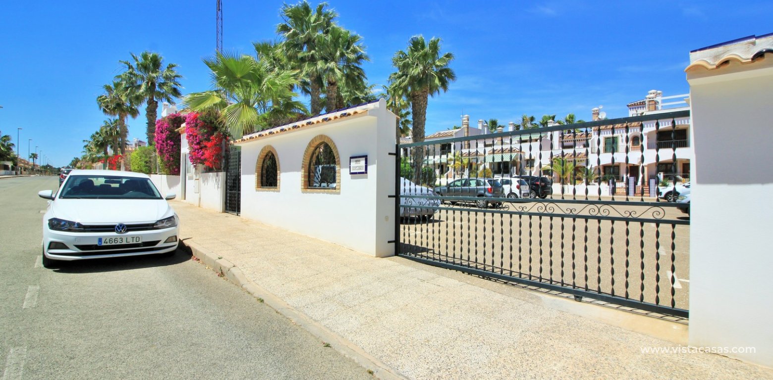 Ground Floor Apartment for sale in R9 Pau 8 Villamartin gated community